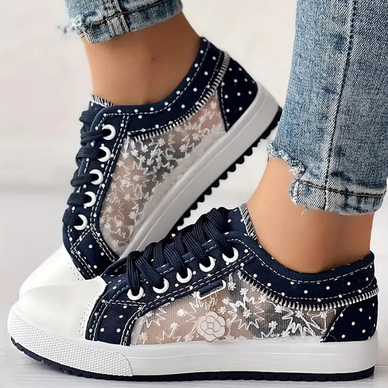CARO | ELEGANTES ZAPATOS DEPORTIVOS DE MUJER CON DETALLES FLORALES