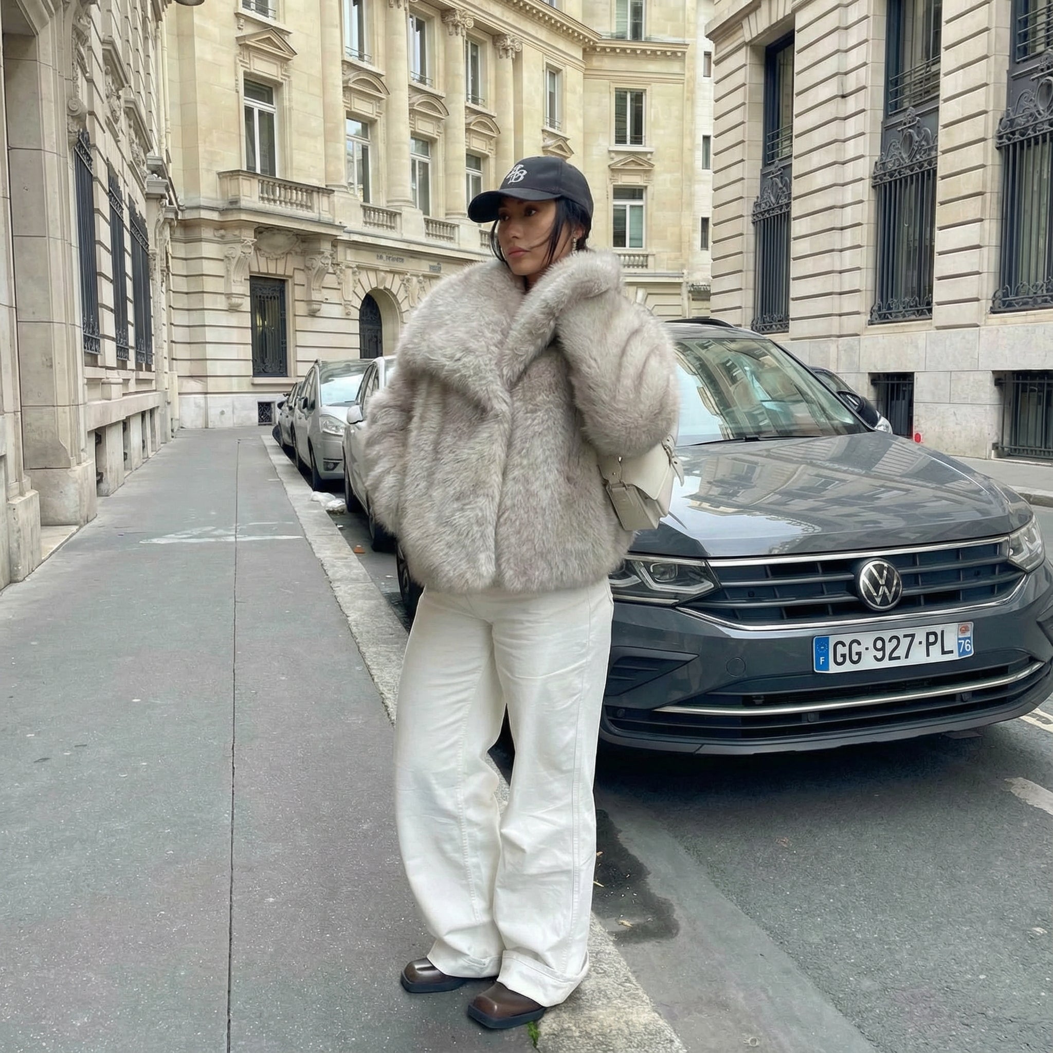 VICTORIA™ | Abrigo de piel sintética