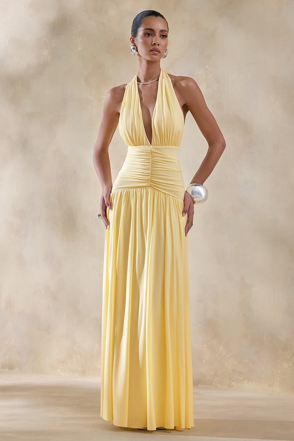 Vestido Berta™ | Largo con escote profundo y detalles fruncidos