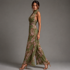Mono de Gasa Plisado con Estampado Floral