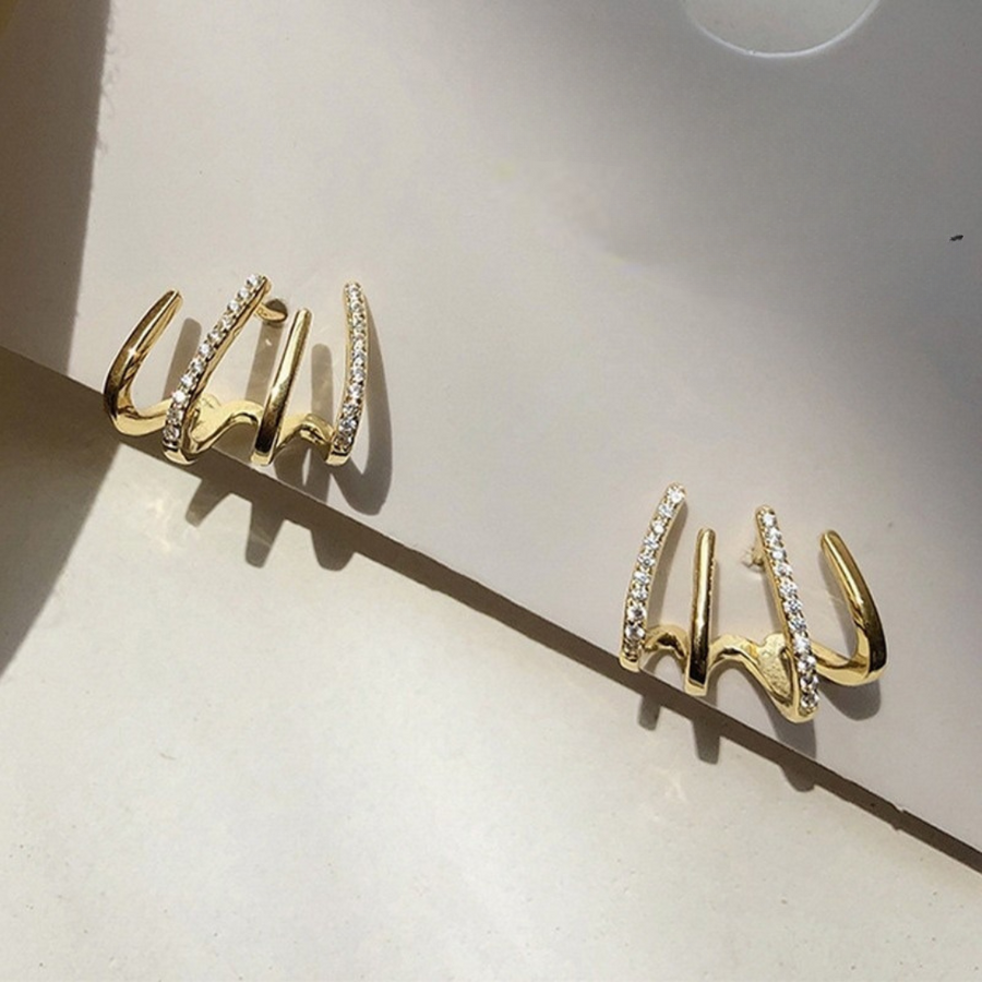 Claw Earrings