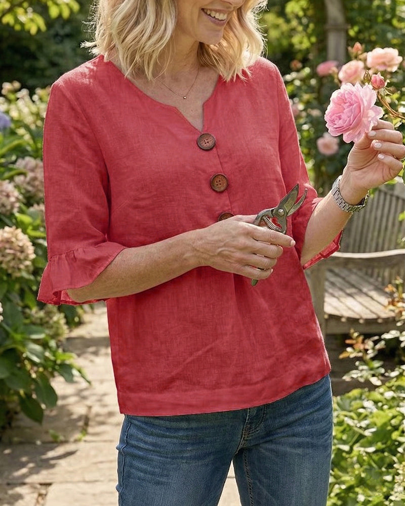 Sofía | Blusa lisa de algodón y lino con botones de madera y volantes