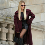 AMALIA™ | Gabardina burdeos