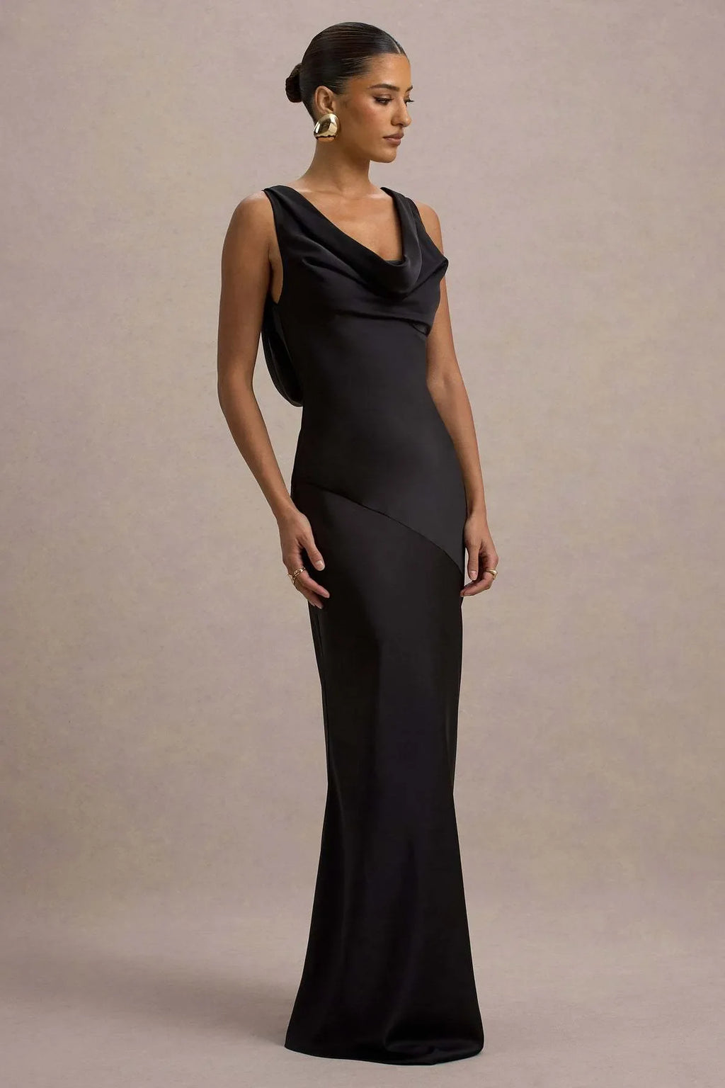 Gael™ | Vestido Largo Escote Cascada