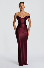 Vestido Carolina™ | Elegancia asimétrica con caída satinada
